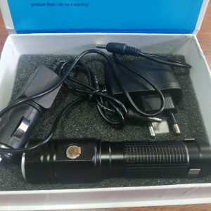 LINTERNA LED CHICA DE BOLSILLO